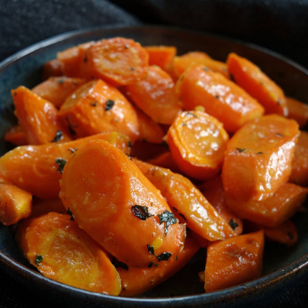 Steam Roasted Orange and Ginger Carrots with Mint