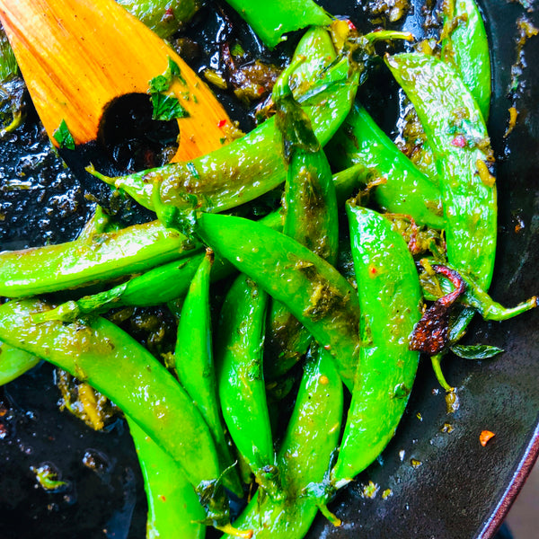 Shallot, Sugar Snap Peas Gremolata