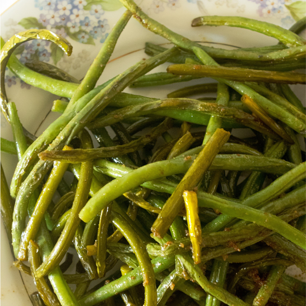 Green Beans & Garlic Scapes